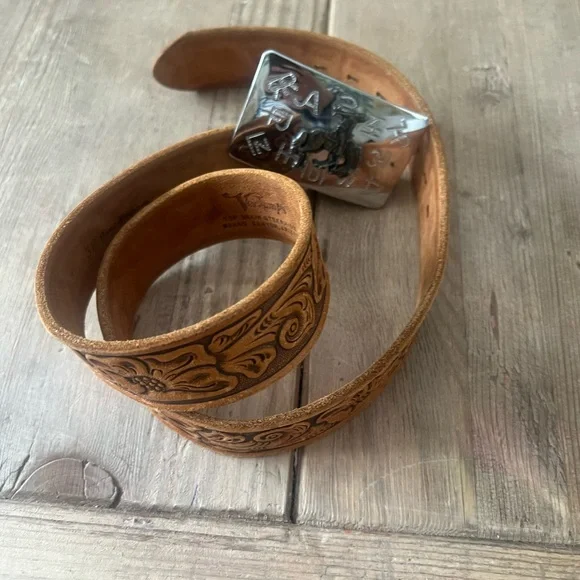 Verkamp’s  western Floral Embossed Tan Leather Belt with Silver Buckle - Picture 7 of 15